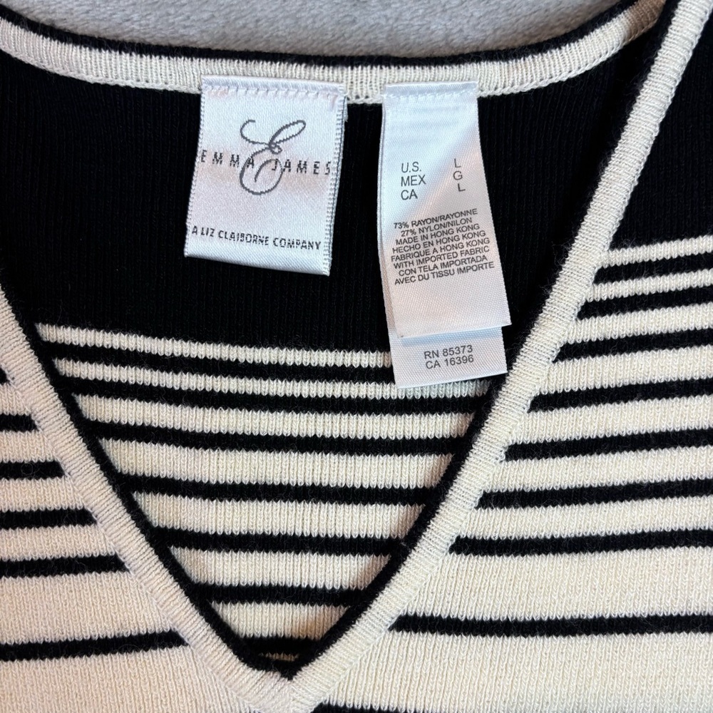 Emma James Liz Claiborne Black Cream Striped V-Neck Sweater L - Picture 2 of 6